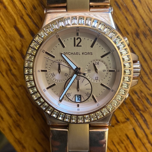 NWOT Michael Kors Dylan Rose Gold MK5412 Ladies Quartz Watch - Picture 9 of 9